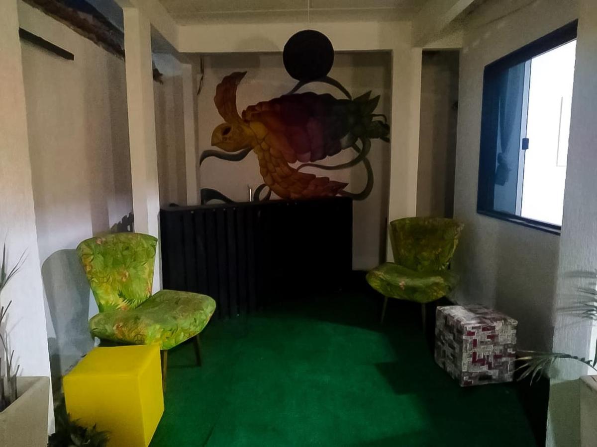 Trip Hostel E Suitesアハイアウ・ド・カボ エクステリア 写真